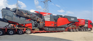 Banner Contracts’ Remax 600 on its way to Hillhead