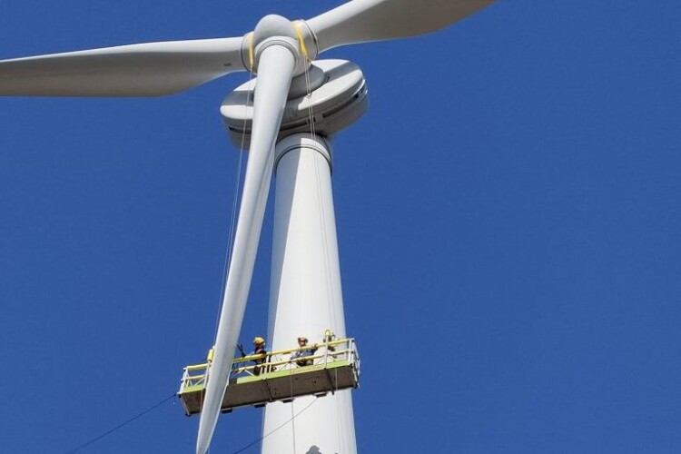 Full Circle services and maintains wind turbines