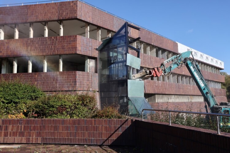 MGL Demolition starts to bring down the 1960s council offices