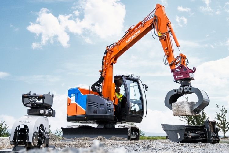 Hitachi plans to bring the battery-powered ZE85  to the UK market