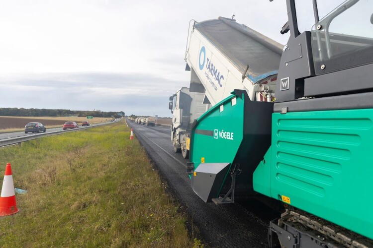 Clean green paving machine