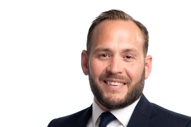 Tom Jenkinson has joined Beard from Willmott Dixon to take over the Guildford office from Pat Hughes, who is heading south 