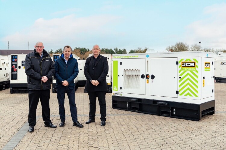 David Phipps, head of power generation at Watling JCB, Paul Ridley, MD at Dawsongroup Energy Solutions and Paul Mabey, major accounts manager at JCB.